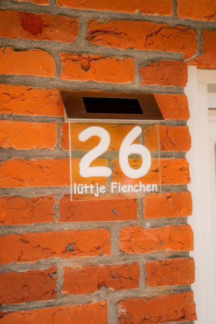 Kleines Ferienhaus Bei Greetsiel - Hunde Willkommen Krummhoern Exterior photo